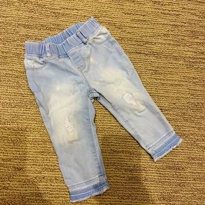 LIKE NEW GAP Distressed Toddler Jeggings/Jeans